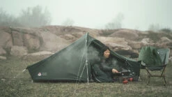 Robens Chaser 2 Tent (2023) 28 Robens Chaser 2 Tent (2023) -Vango Shop 130316 chaser 2 feature photo10