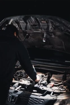 Nebo Newton 500 Waterproof Torch 14 Nebo Newton 500 Waterproof Torch -Vango Shop eneb0014 7 fullsize