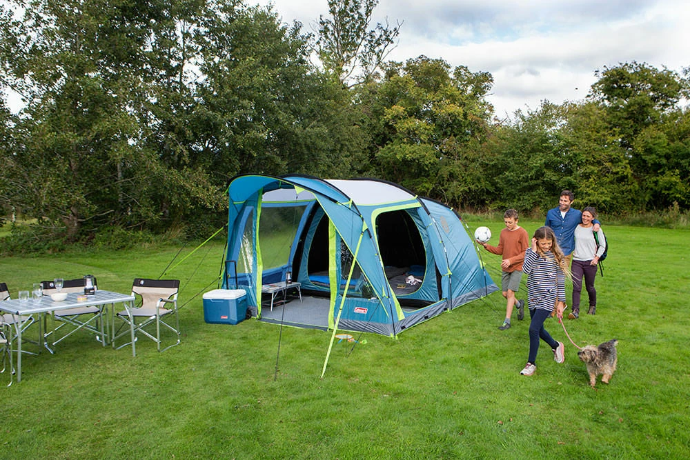 Coleman Castle Pines 4 BlackOut Tent (2022) 4 Coleman Castle Pines 4 BlackOut Tent (2022) - Image 4