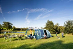 Coleman Castle Pines 4L Blackout Tent (2022) 12 Coleman Castle Pines 4L Blackout Tent (2022) -Vango Shop of3a1309