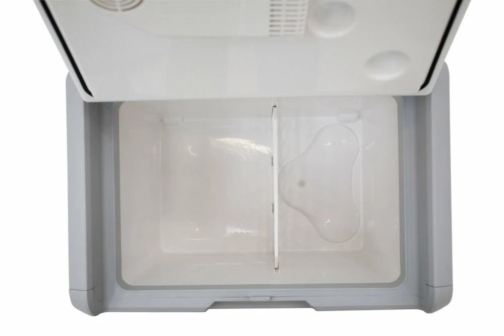 Vango E-Pinnacle 40L Coolbox 8 Vango E-Pinnacle 40L Coolbox - Image 8